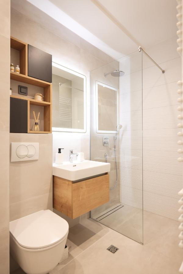 Leonardo Luxury Residence 2 Penthouse With Jacuzzi Zadar Exteriör bild