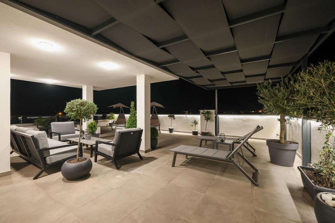 Leonardo Luxury Residence 2 Penthouse With Jacuzzi Zadar Exteriör bild